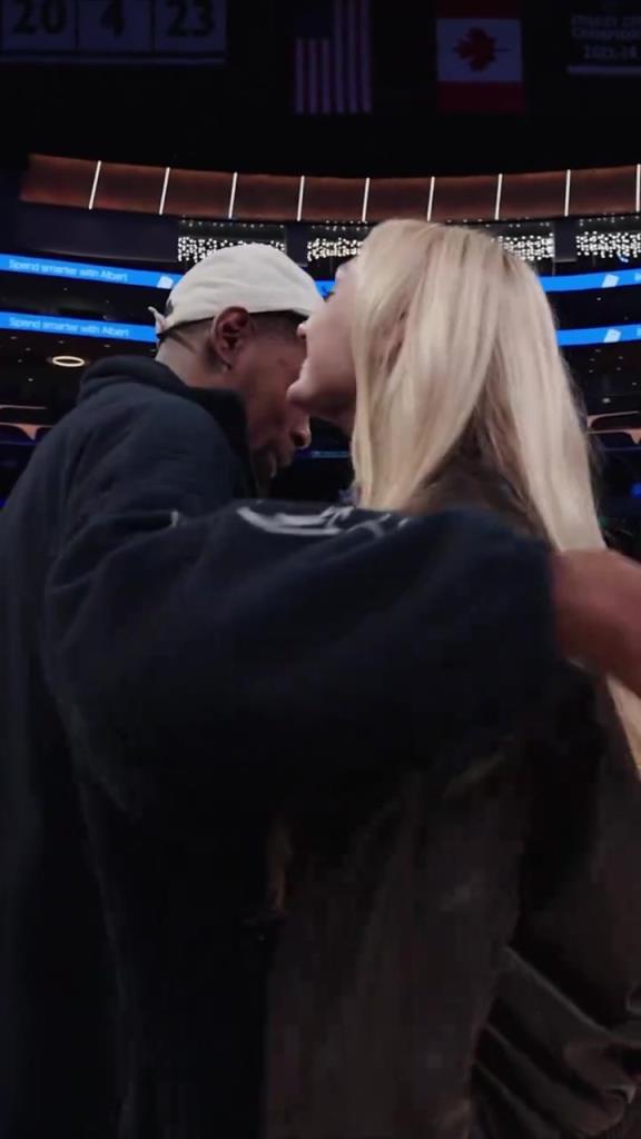 卡梅倫布林克這大長腿，KD都得多看幾眼